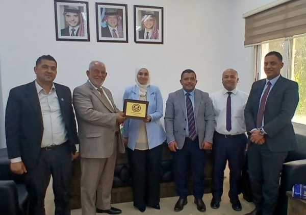 جامعة إربد الأهلية تُنظم ورشة مُتخصصة في لغة الإشارة بالتعاون مع مستشفى الأميرة هيا العسكري