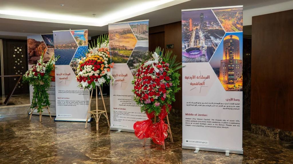 وزارة السياحة والاثار و هيئة تنشيط السياحة بالتعاون مع سفارتنا في الجزائر تقيم حفلا بمناسبة عيد الاستقلال 80 والمناسبات الوطنية - صورة 3