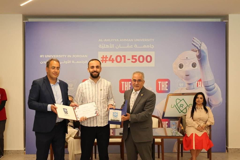 بالصور ... عمان الأهلية تحتفي بطلبتها المتميزين في مختلف المجالات وتكرّمهم تقديراً لإنجازاتهم - صورة 8