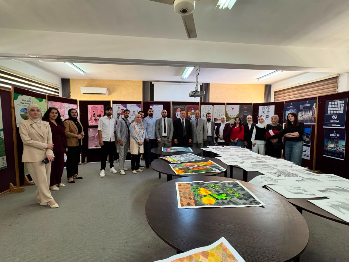 رئيس جامعة إربد الأهلية يَرعى افتتاح معرض مشاريع التخرج السنوي لطلبة قسم التصميم الجرافيكي...صور - صورة 3
